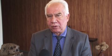 MARAGOGI- Após protesto de professores na câmara, prefeito paga débito de 2016.