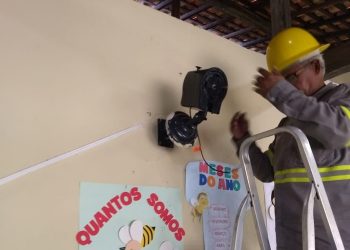 MARAGOGI- Após incêndio de aparelho, Secretaria de Educação substitui ventiladores em escola de Ponta de Mangue.