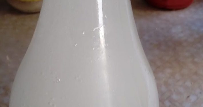 MARAGOGI- Moradora se assusta aos encher garrafa com água da Casal.