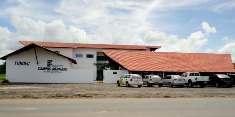 MARAGOGI- Prefeito baixa decreto regulamentando transporte turístico e prédio do antigo IFAL servirá de apoio