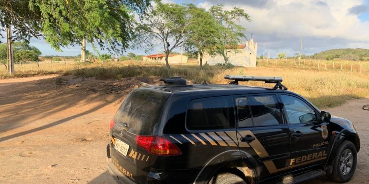 OPERAÇÃO DA FEDERAL- Dinheiro dos precatórios da educação começa a colocar prefeitos atrás das grades.