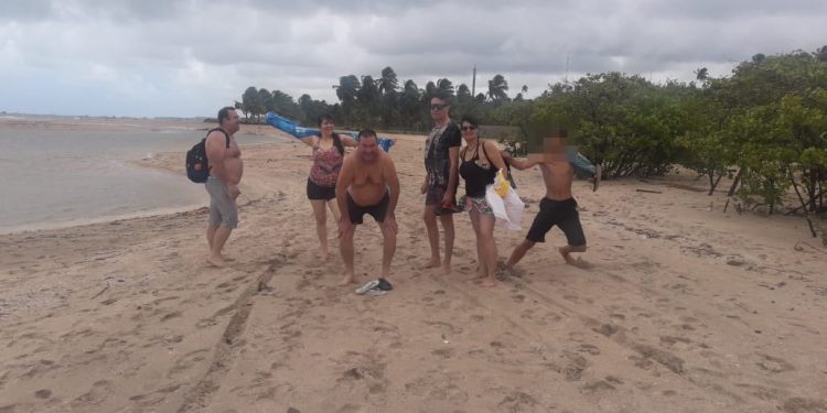 MARAGOGI- Policiais do 6° BPM prendem adolescente que teve foto viralizada ao ser flagrado dando bote na bolsa de turista.