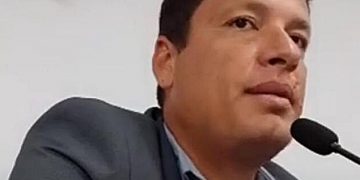 CÂMARA- Vereador Júnior fala em plenário sobre multa que levou depois de limpar o lixo do campo de Barra Grande.