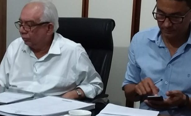 MARAGOGI- Sem aumento salarial há três anos, professores cobram e Prefeito diz que só em 2020, ano de reeleição.