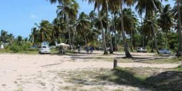MARAGOGI- Mais um veículo é arrombado na praia de Antunes e ladrões fazem arrastão na Praia de Japaratinga.