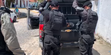 PLANTÃO POLICIAL- Tentativa de estupro, de homicídio e acidente de trânsito