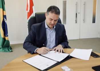 Governador sanciona lei que regionaliza abatedouros em AL