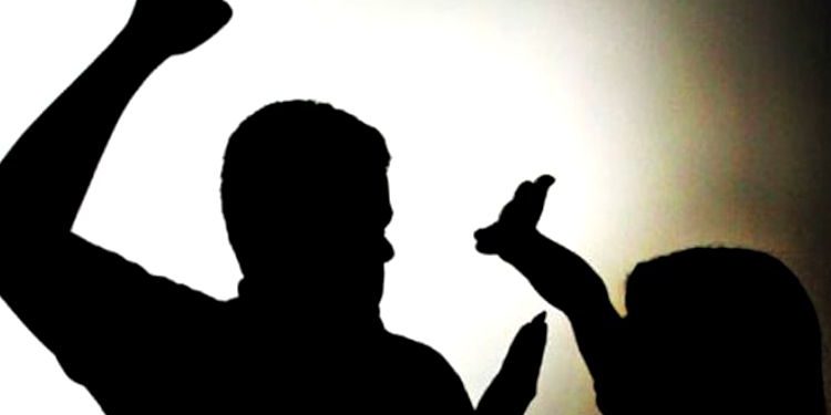 JAPARATINGA- Marido agride e fura perna de esposa a faca.