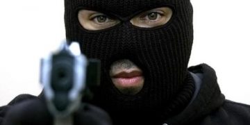 JAPARATINGA- ladrões encapuzados roubam R$ 12.000 mil reais de um senhor de 57 anos.