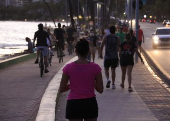 Exercícios físicos ao ar livre favorecem a disseminação do novo coronavírus