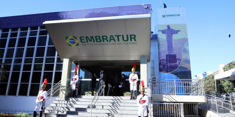 Sancionada lei que transforma Embratur em Agência de Promoção Internacional