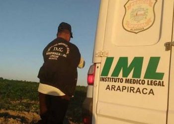 Mulher é encontrada morta enrolada em fiação com corrente elétrica em Arapiraca