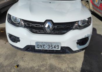 Carro é arrombado na praia de Barra grande e acusados resistem à prisão.