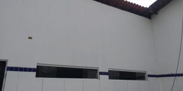 Prefeitura de Maragogi inicia obras de reconstrução da escola Antônio Verçosa em Barra Grande.