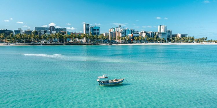 Maceió é a 5ª cidade com mais reservas hoteleiras no Brasil