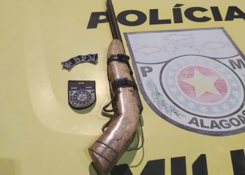 Jovem armando de espingarda calibre 32 rouba quadriciclo em Barra Grande.