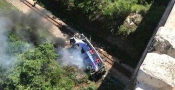 Acidente com ônibus de Mata Grande em Minas Gerais, deixa 16 mortos e 27 feridos. Prefeitura decreta luto oficial de três dias