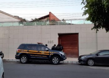 VÍDEO- Contadores são presos em Alagoas suspeitos de lesar cofres públicos em R$ 30 mi