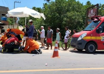 Caminhão de lixo colide com motocicleta em Barra-grande