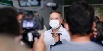 Por mais vacinas, Renan Filho e 14 governadores assinam carta pedindo ao Planalto boa relação internacional