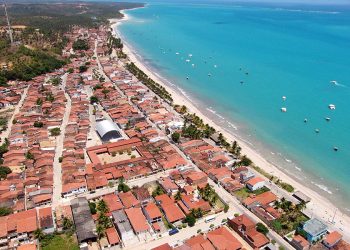Cidades turísticas do litoral alagoano apresentam o maior número de casos de Covid-19; Maragogi é a maior com 13,6%