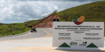 Governo entrega rodovia e autoriza obras do Minha Cidade Linda em 4 municípios da região Norte