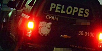 Por causa de som alto e desacato, homem é preso no Largo do Carvão em Maragogi.