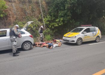 Quadrilha de assaltantes de Maragogi é presa com drogas na AL 465 em Japaratinga