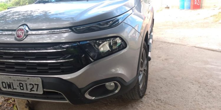 Com frequência, caminhão fecha rua para descarregar produtos em São Bento