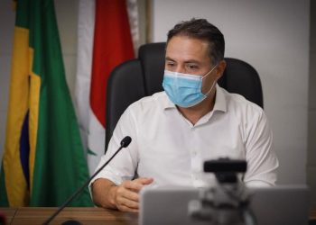 Governador Renan Filho anuncia a imunização das pessoas com comorbidades de 59 anos