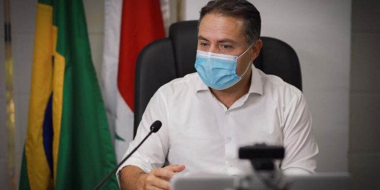 Governador Renan Filho anuncia a imunização das pessoas com comorbidades de 59 anos