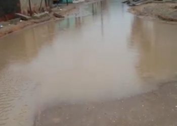 Morador de São Bento reclama da falta de calçamento em sua rua durante as fortes chuvas