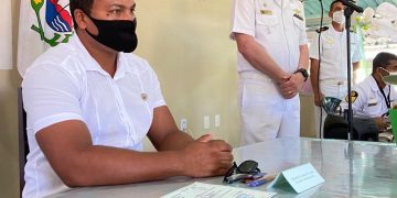 Vereador Mércio entrega certificados do Curso de Marinheiro realizado pela Capitania dos Portos de Alagoas