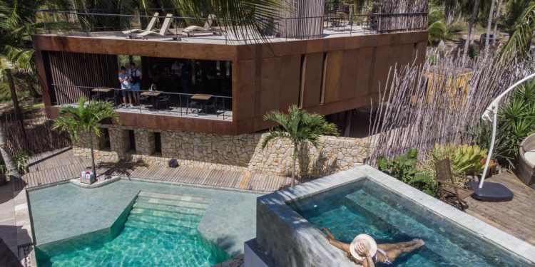 Porto de Pedras tem hotel boutique com zero casos de Covid entre funcionários