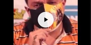 Prefeito de Mongaguá faz apelo em transmissão ao vivo após perder pai e irmão por covid-19