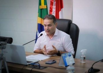 Alagoas segue na fase vermelha, mas comércio, bares e restaurantes vão funcionar no final de semana