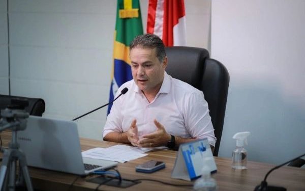 Alagoas segue na fase vermelha, mas comércio, bares e restaurantes vão funcionar no final de semana