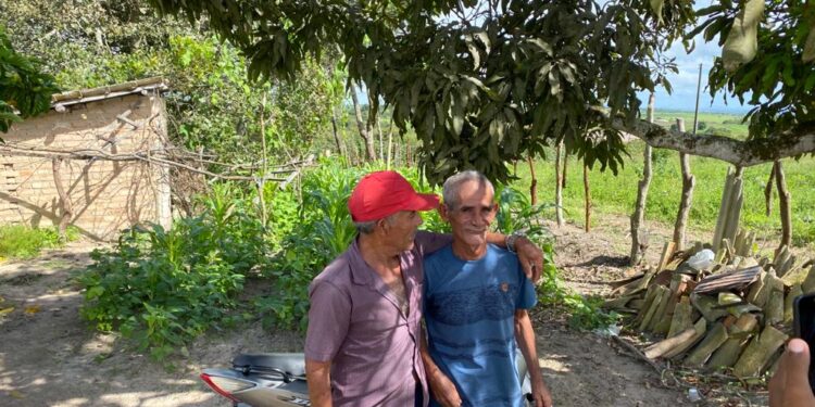 Depois de 50 anos, morador de Maragogi reencontra familiares