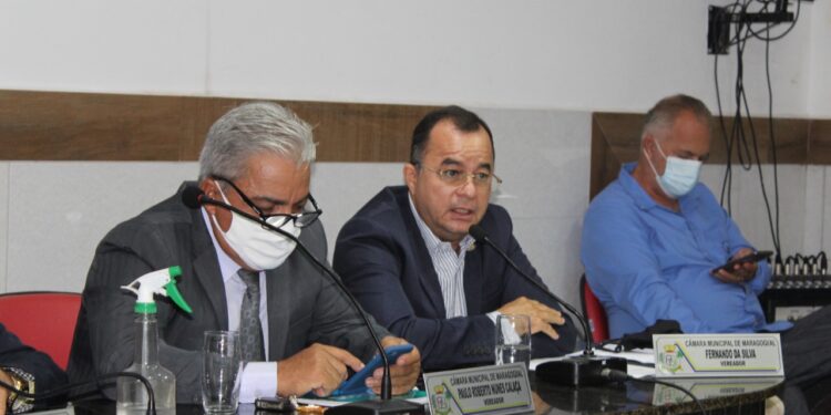 Vereador Fernando da Skol faz apelo ao Município para ajudar a associação de taxistas de Maragogi