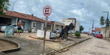 Moradores solicitam reforma de praça no centro de Barra Grande