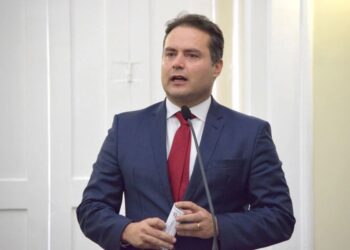 Ibrape/Cadaminuto: Pesquisa mostra popularidade de governador e presidente Bolsonaro em Alagoas