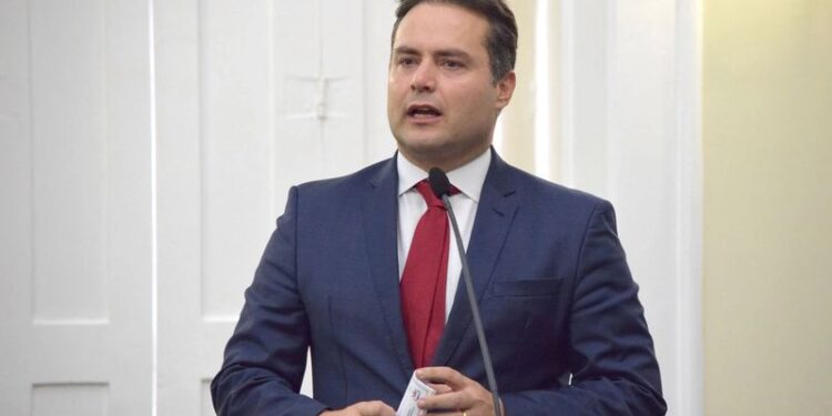 Ibrape/Cadaminuto: Pesquisa mostra popularidade de governador e presidente Bolsonaro em Alagoas