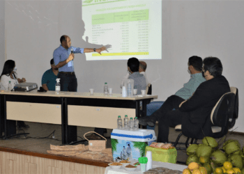 Governo federal, prefeitura e assentados discutem fruticultura em Maragogi e Alagoas