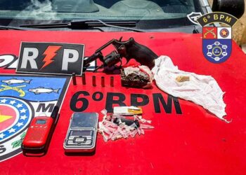 Material apreendido pela Polícia Militar