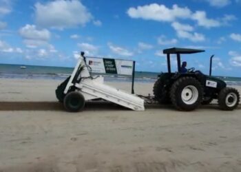 Nova máquina de limpeza inaugurada pela SANEAPE