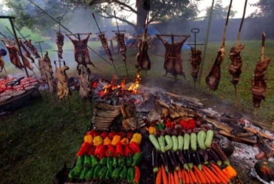 Cerveja e Churrasco sem Limite: 1° Festival de Fogo de Chão do Nelorão