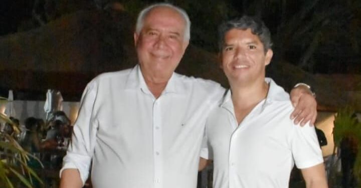 Júnior da Saneape e prefeito Sérgio Lira participam de evento do encerramento do filme Saraliaeleia