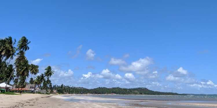 MARAGOGI — Mesmo com a alta estação, turismo na praia de São Bento continua tímido