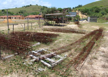 MARAGOGI: Colégio estadual deve comportar sessenta alunos por sala; obra de nova escola está parada por falta de verba