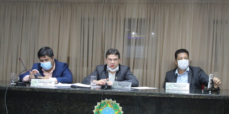 Vereador Jaison Carnaúba solicita PROCON para Maragogi; projeto de distribuição de absorvente para alunas de baixa renda é aprovado